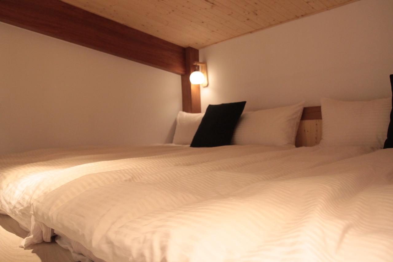Lost Circle Homestay ไถหนาน ภายนอก รูปภาพ