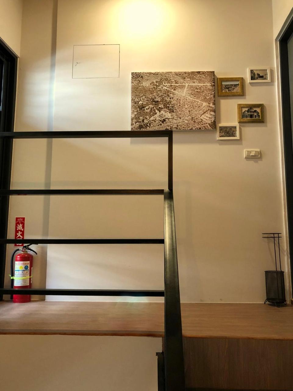 Lost Circle Homestay ไถหนาน ภายนอก รูปภาพ